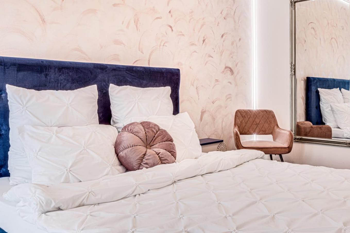 Ari - Ared Luxurious Apartments With Balcony & Free Parking 아라드 외부 사진
