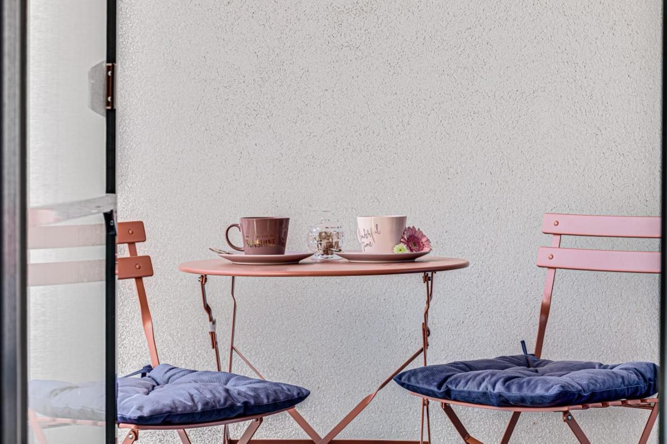 Ari - Ared Luxurious Apartments With Balcony & Free Parking 아라드 외부 사진