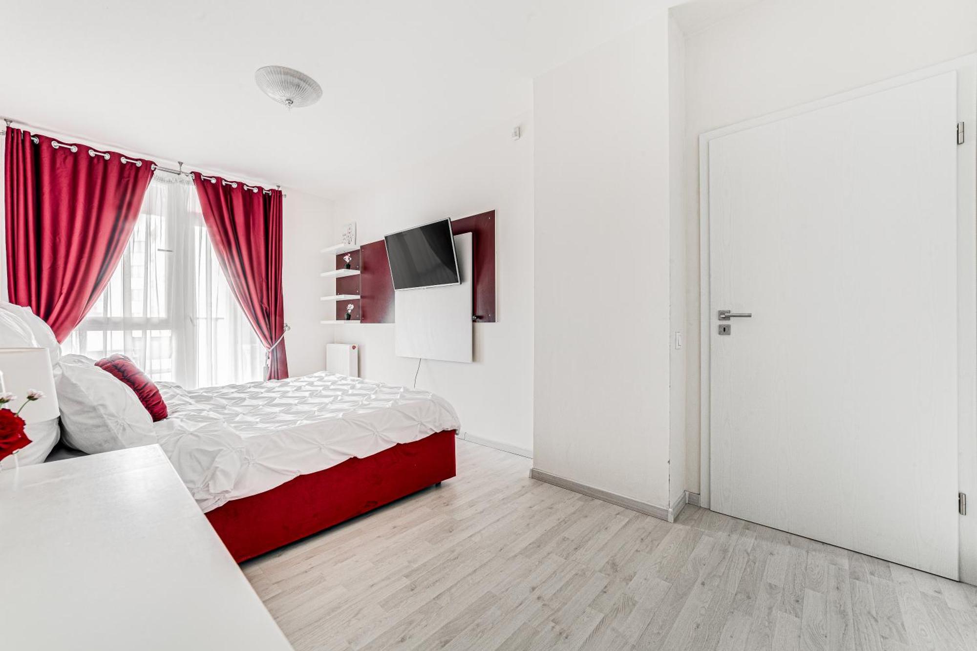 Ari - Ared Luxurious Apartments With Balcony & Free Parking 아라드 외부 사진