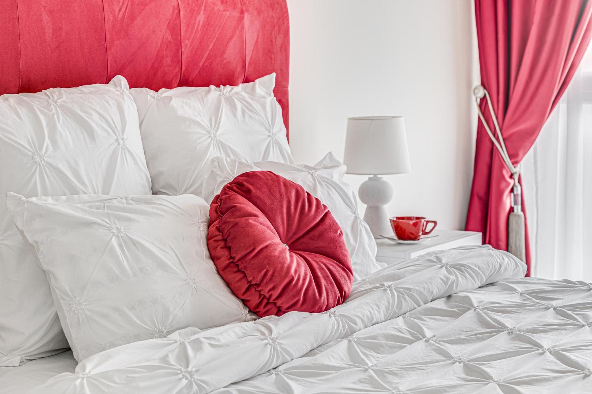 Ari - Ared Luxurious Apartments With Balcony & Free Parking 아라드 외부 사진