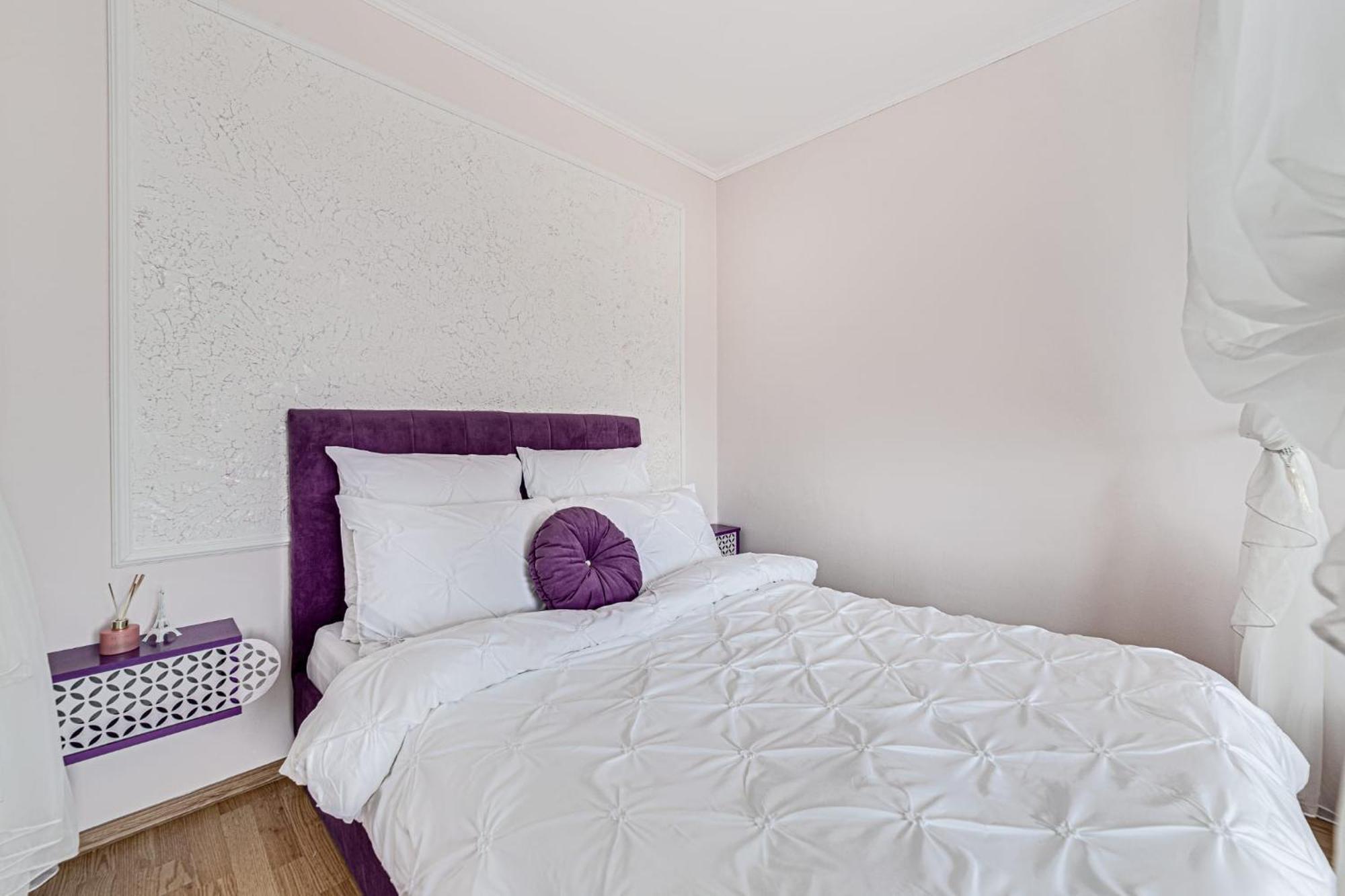 Ari - Ared Luxurious Apartments With Balcony & Free Parking 아라드 외부 사진