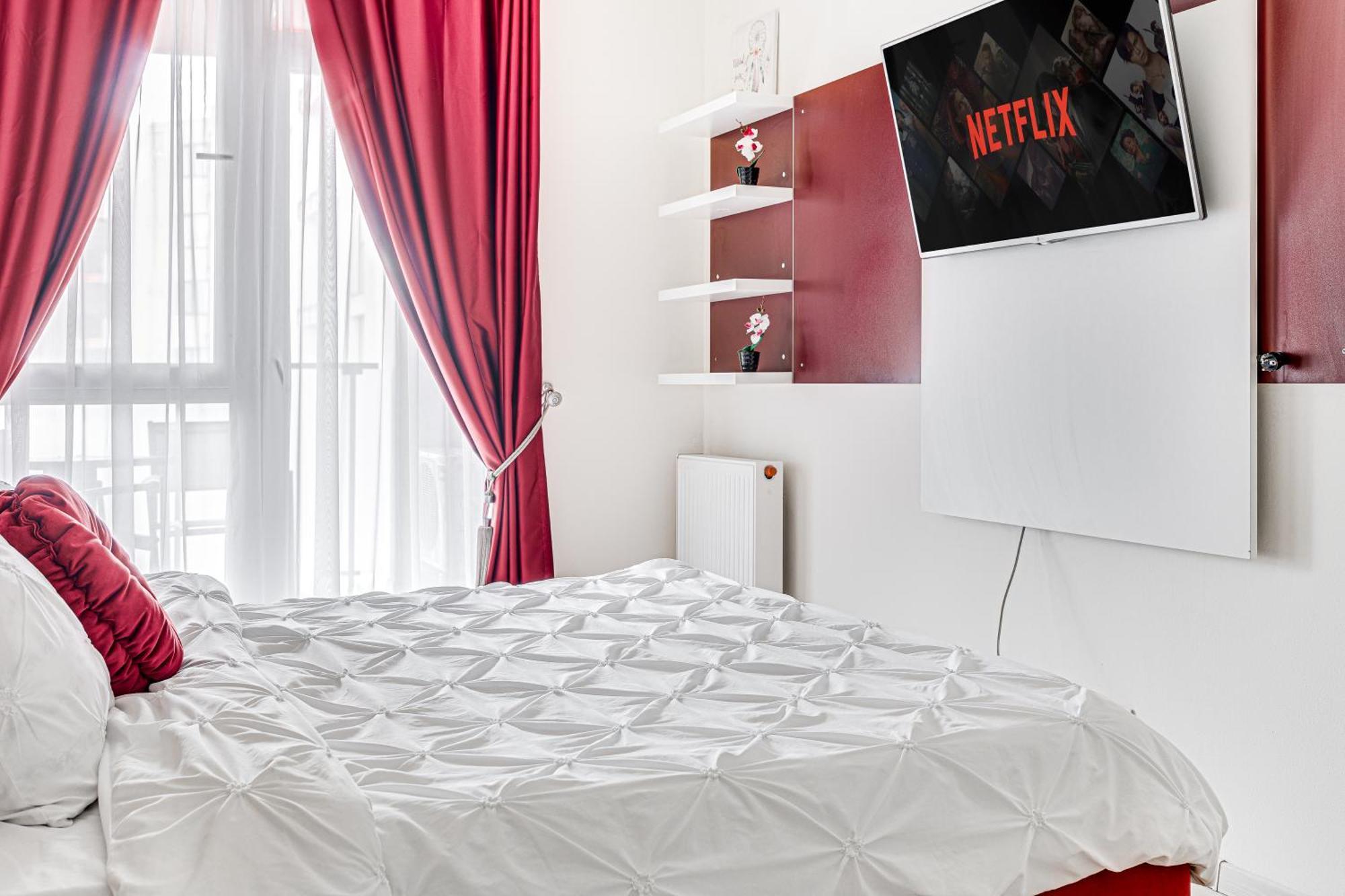 Ari - Ared Luxurious Apartments With Balcony & Free Parking 아라드 외부 사진